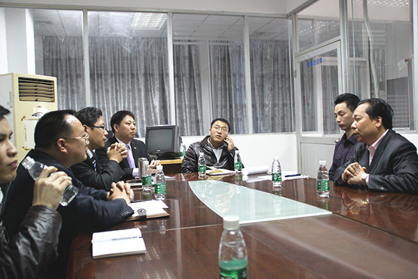 米优app怎么注册专家老师对海荣中高层管理者进行调研诊断