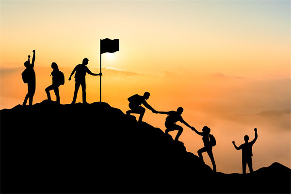 本年度经营计划中应如何设定并达成具体业务目标？