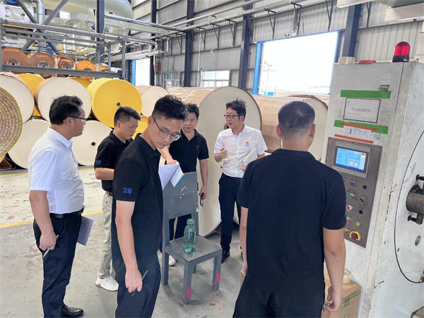 gzkaili2老师深入企业生产一线