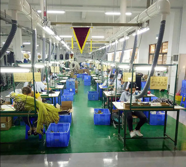 东莞市茂佳塑胶电子有限公司生产线