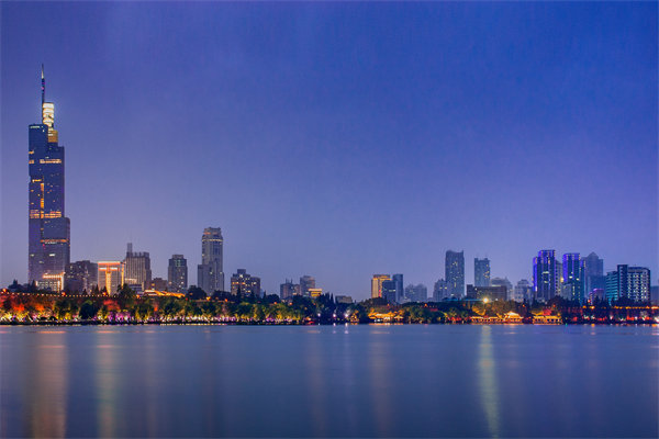 产品滞销、品牌声量弱，南京营销咨询公司如何打造爆款营销？