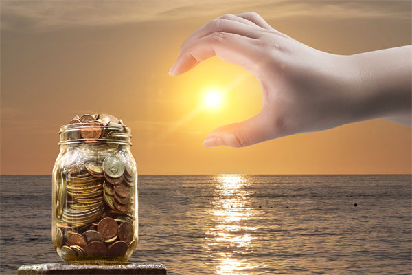 人民日报：过紧日子非削减正当待遇，企业绩效怎么看？