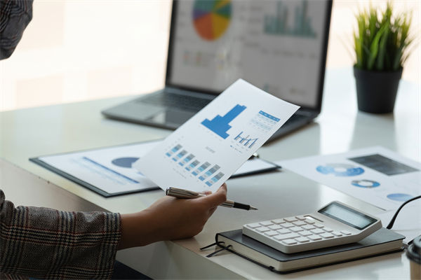 执行与预算严重脱节，企业如何构建动态监控与调整机制？