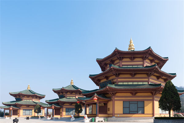 烟台企业战略模糊难落地？战略咨询公司如何精准锚定增长赛道？