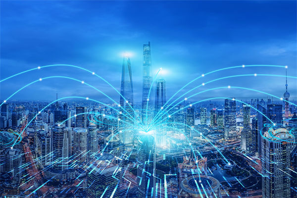 秋天的第一杯奶茶花束火了，品牌战略管理怎么看？