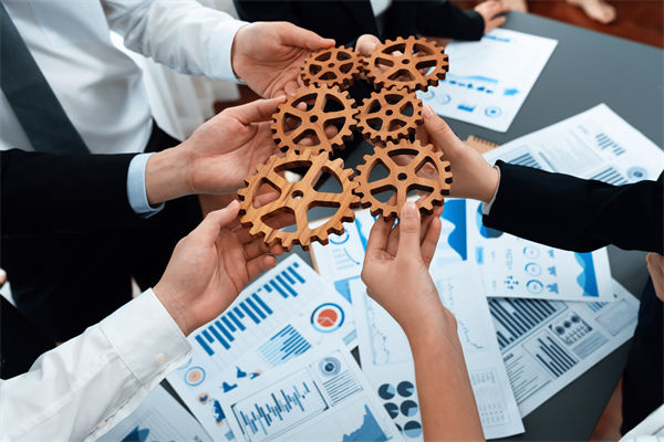 资源分散难聚焦，怎样通过企业战略实现高效配置？