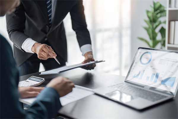 市场竞争日趋激烈，战略规划如何协助构建护城河？