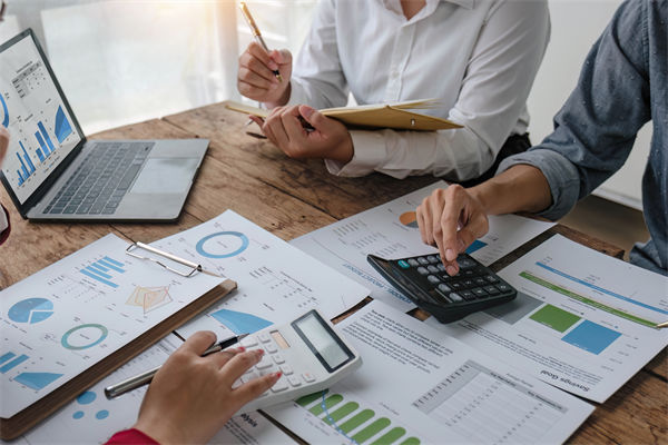 绩效考评沦为形式主义，员工敷衍应付企业怎么破？