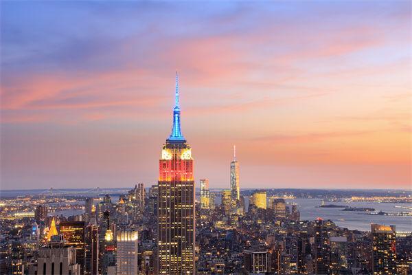 美媒：美国经济比想象得更糟，战略管理有何启示？