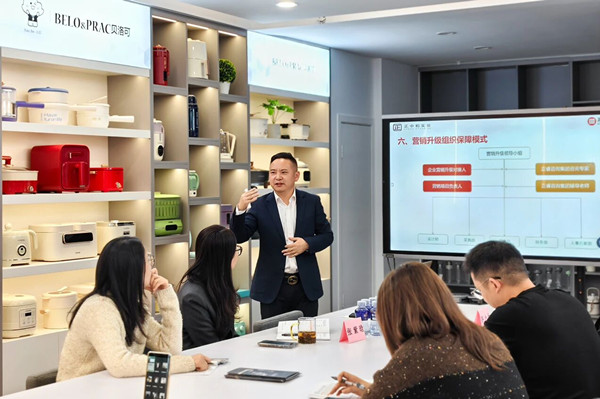 gzkaili2营销事业部总经理李国平老师致辞